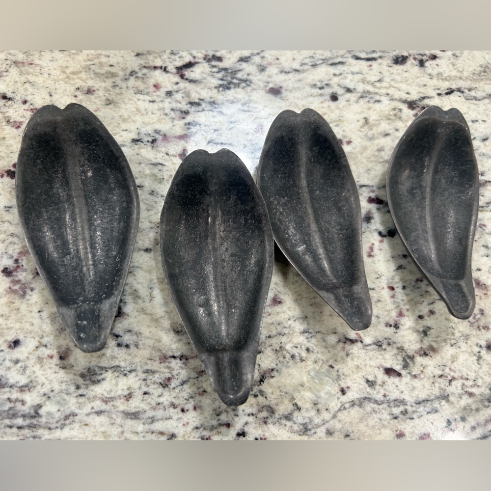 6 vintage metal petals